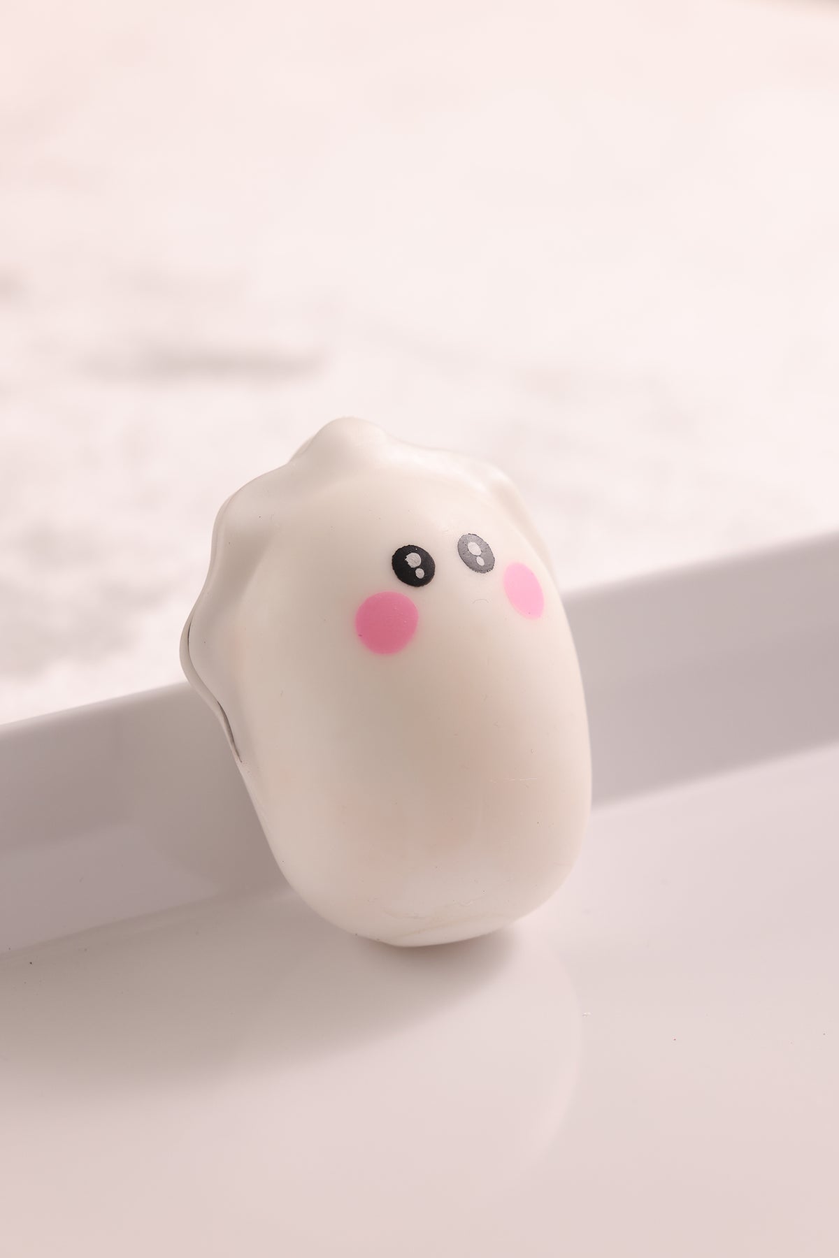 Malloo Oyster Squishy