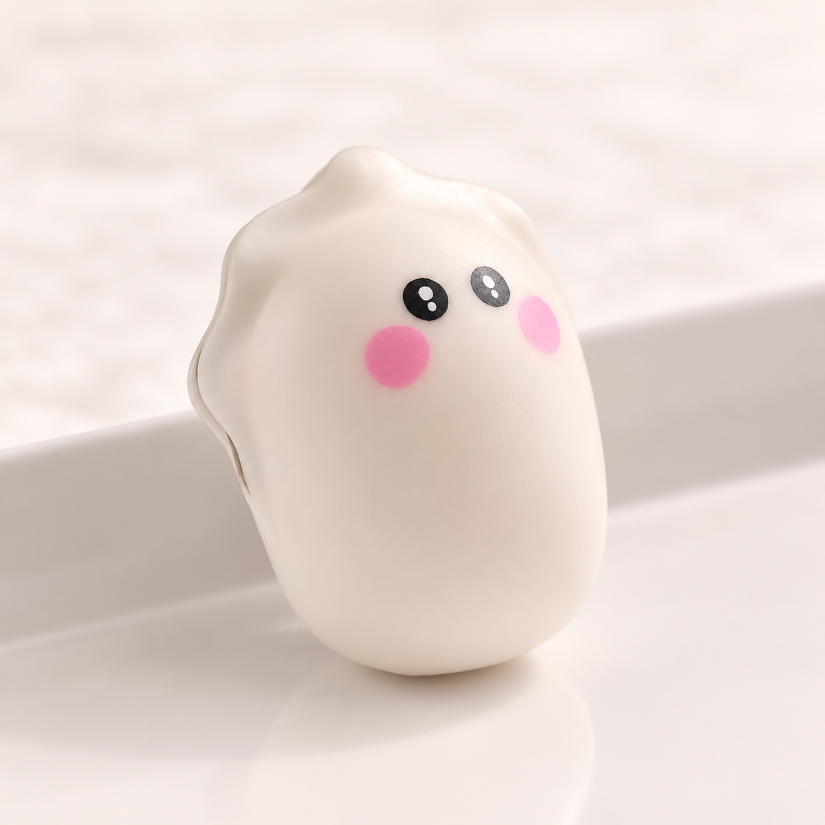 Malloo Oyster Squishy